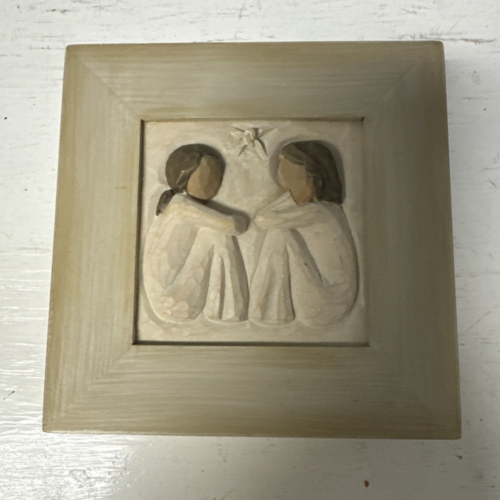 WILLOW TREE Susan Lordi *Friendship* Carved Wood Trinket Box ~ Demdaco (2005)‎